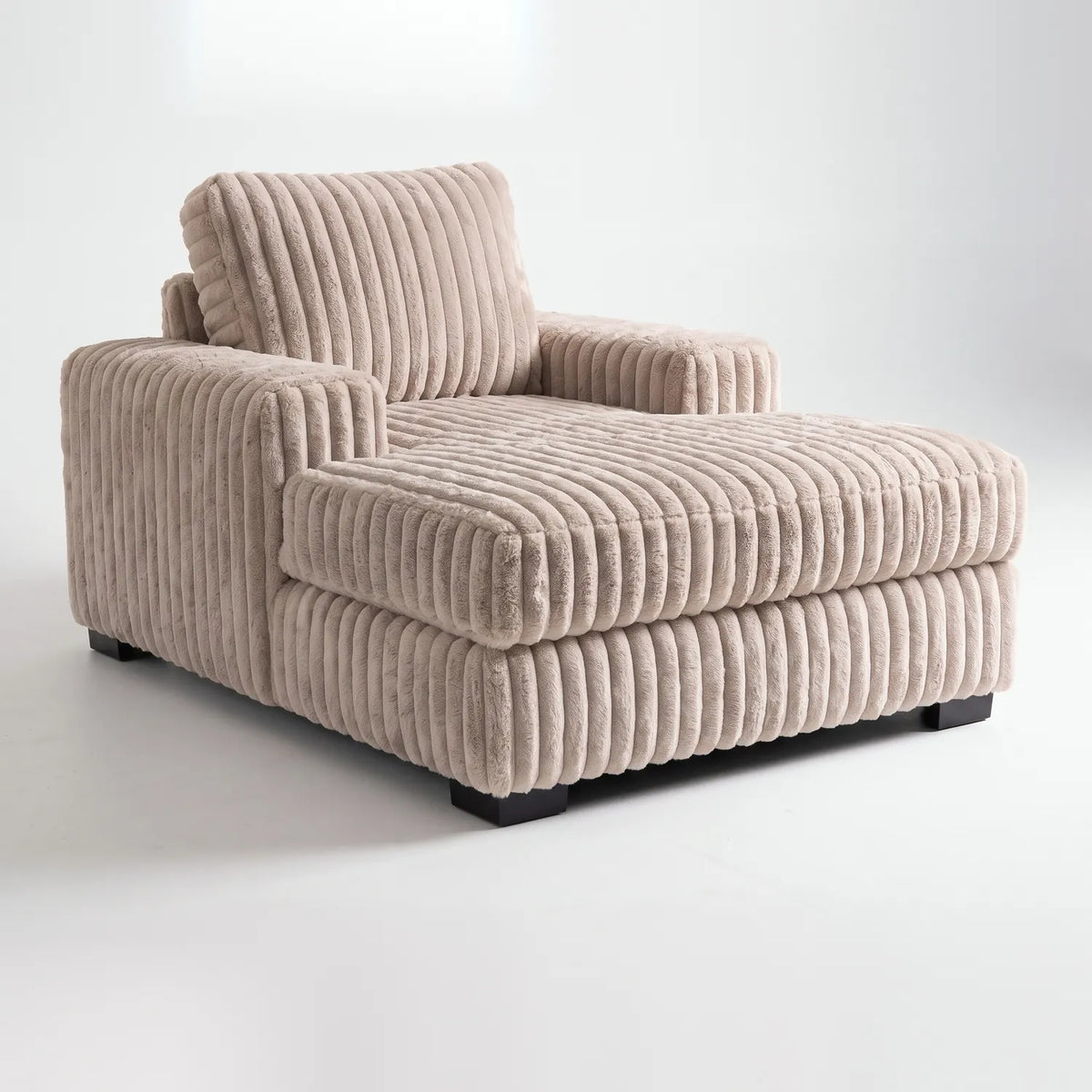 Chaise Lounger - Minky Toast - studio photo on white #vera_main
