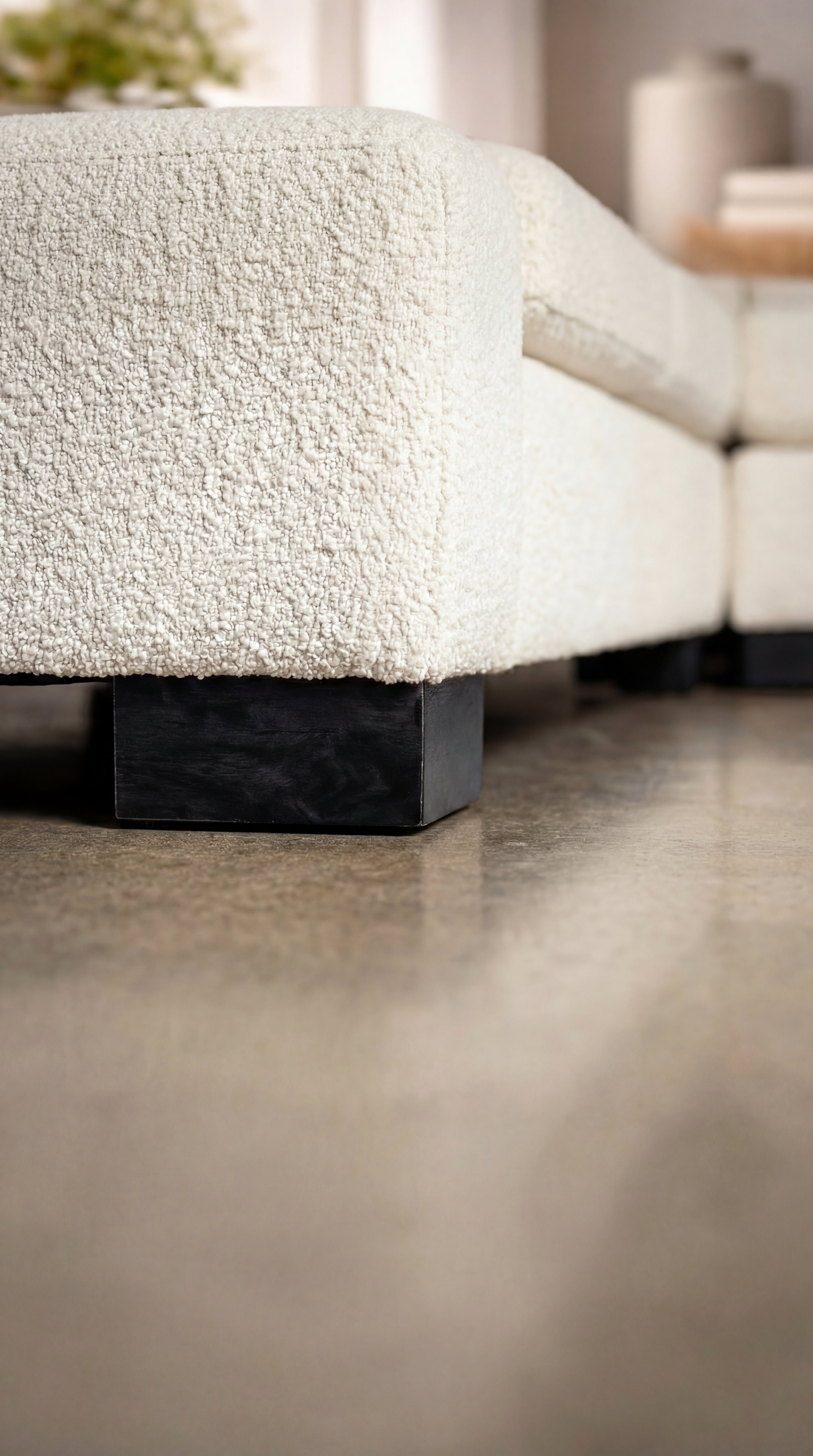 Solid Black Tapered Sofa Leg