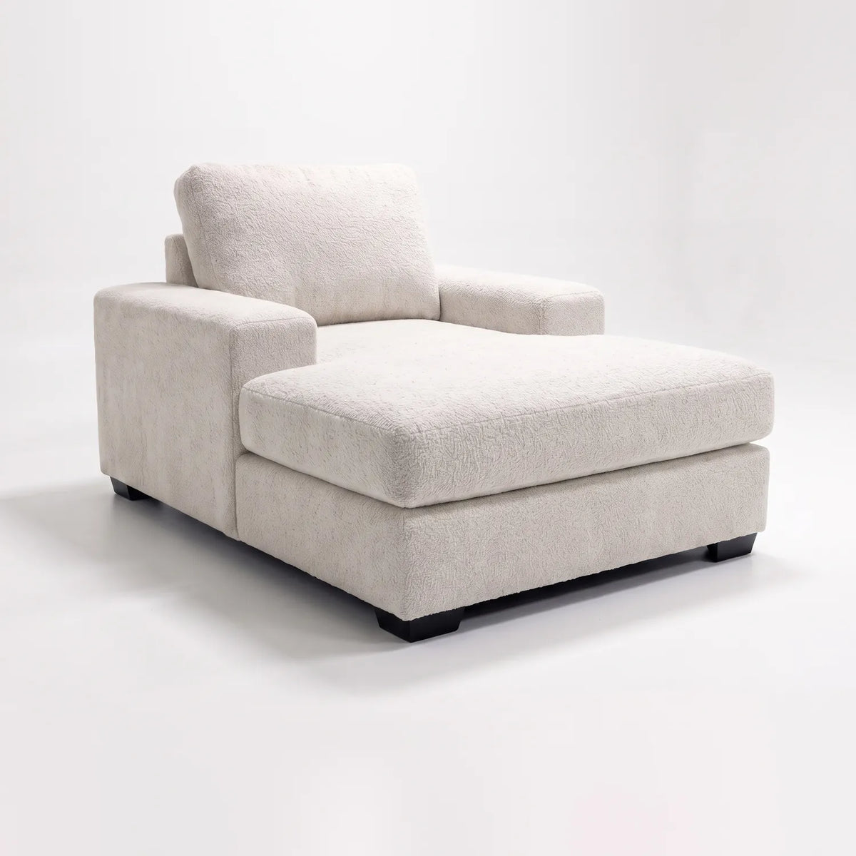 Chaise Lounger - Cuddle Bone - studio photo on white #vera_main