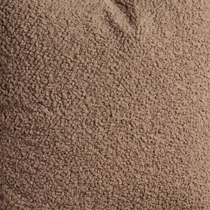 Cuddle Chocolate swatch